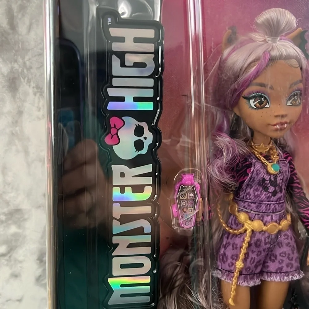 Monster High Clawdeen Wolf Fashion Doll & Pet Crescent New 2022
